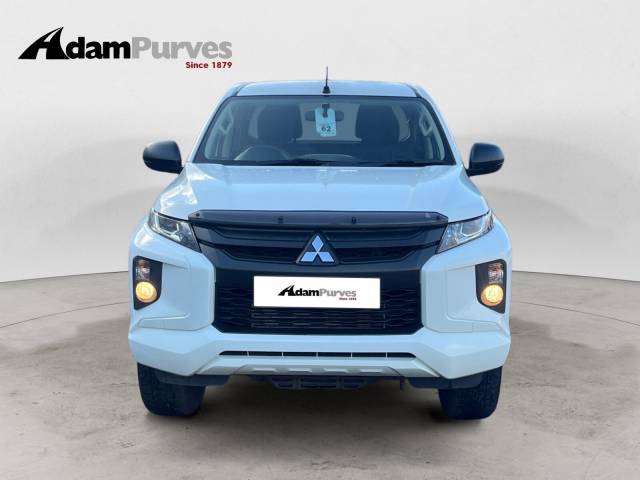 2020 Mitsubishi L200 2.2 DI-D CC 4Life 4WD Euro 6 (s/s) 4dr
