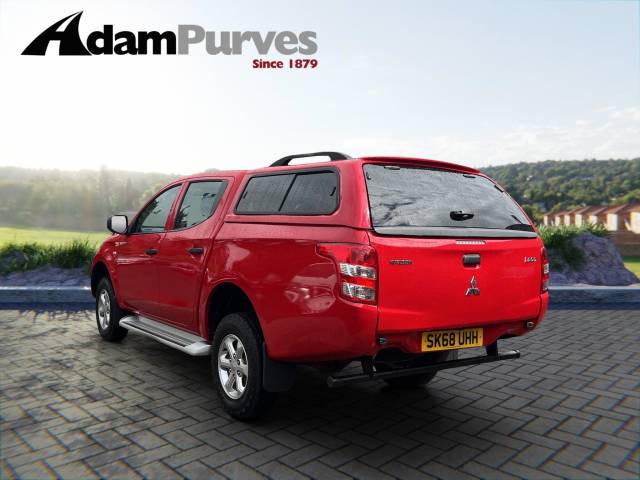 2018 Mitsubishi L200 2.4 Double Cab DI-D 151 4Life 4WD