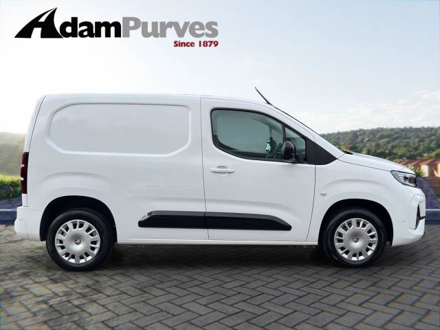 2024 Vauxhall Combo 1.5 Turbo D 130ps Pro H1 Van